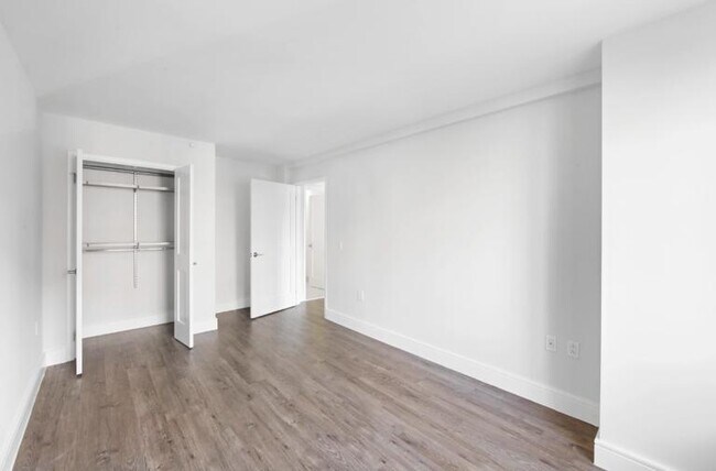 333 E 91st St Unit 403