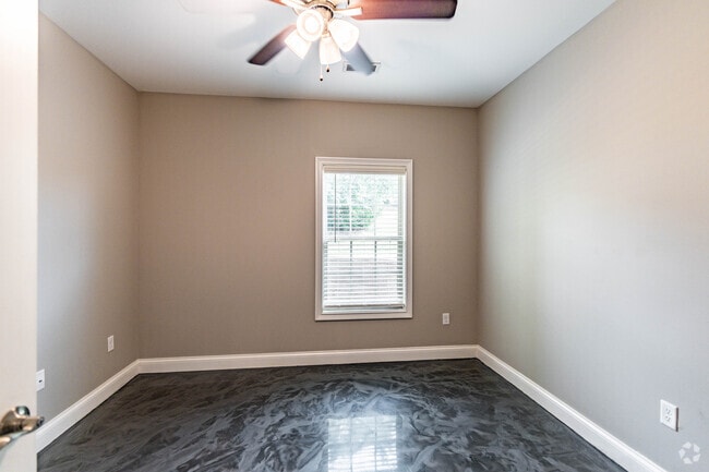 1BR, 1BA - 625SF - Bedroom