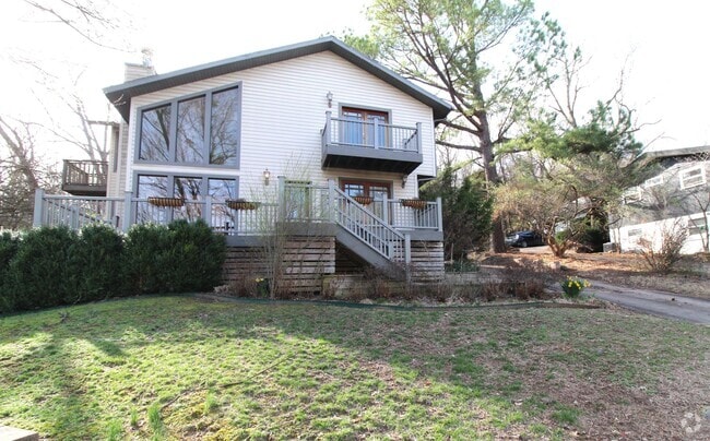 Building Photo - 97 S Hartman Ave Rental