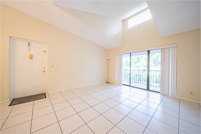 Photo - 202 Foxtail Dr Unit A3