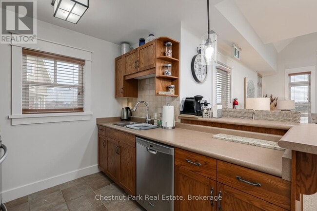 Photo - 125 Fairway Ct