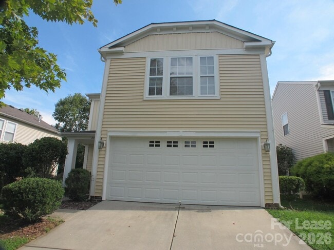 Photo - 2038 Dunsmore Ln