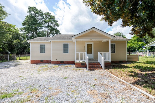 Photo - 2621 State Rd S-21-535