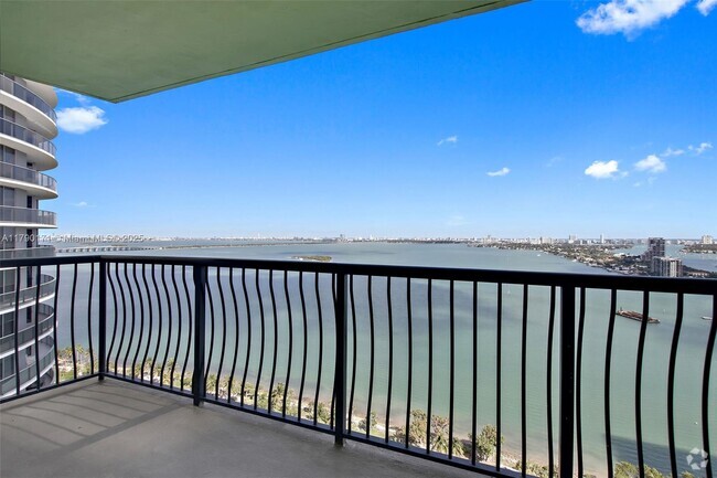 Building Photo - 1756 N Bayshore Dr Unit 23A Rental