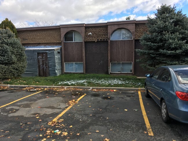 Photo - 2538 S Lakecrest Dr