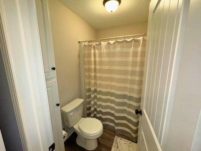 Photo - 416 Andover Dr