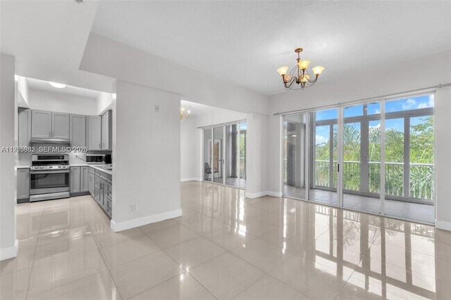 Photo - 619 E Sheridan St Unit 406