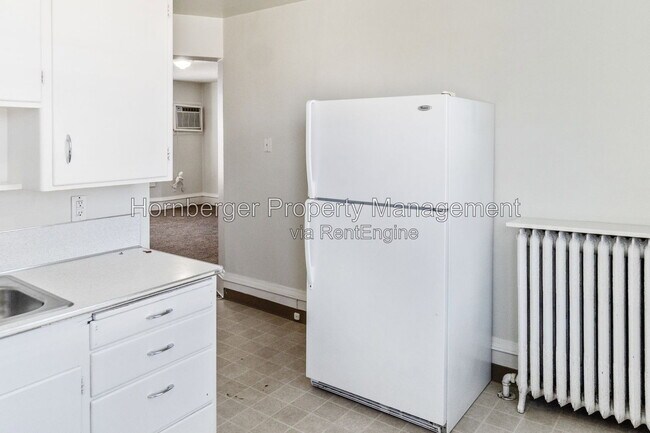 Photo - 1432 W Knox Ave