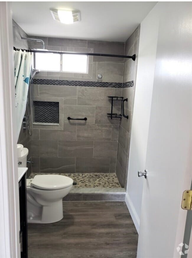 Building Photo - 7 Royal Dane Dr Unit Marshfield Rental