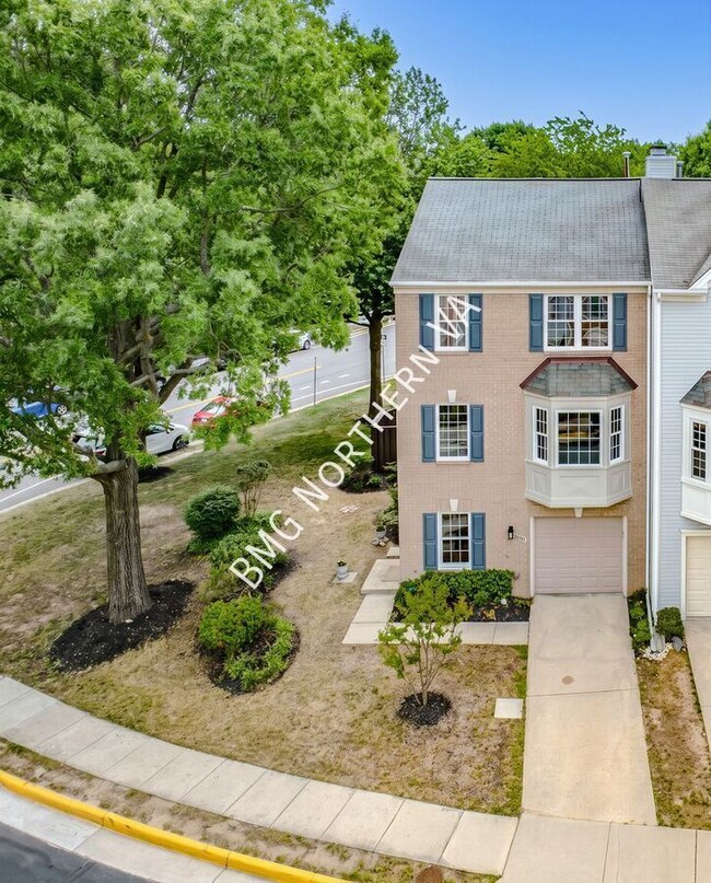 Photo - 6001 Keble Dr