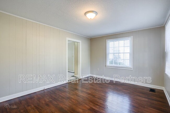 Photo - 604 Melba Ave