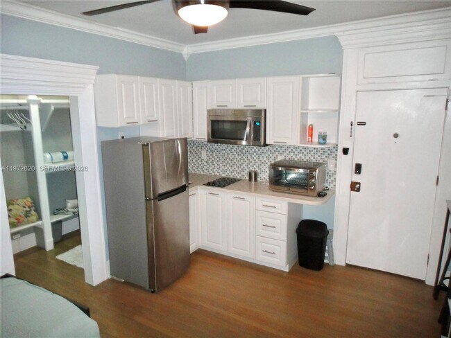 Photo - 124 Mendoza Ave Unit 2A