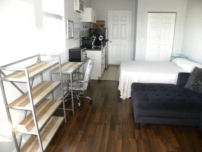 Studio Apartments For Rent In Broward County Fl Forrent Photo 3004 Se 4th Ave Unit B