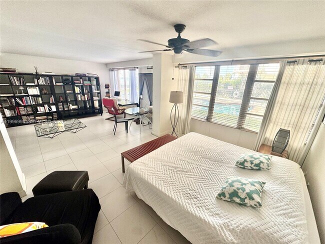 Photo - 1430 Brickell Bay Dr Unit # 106