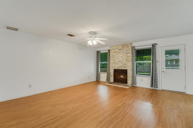 Photo - 13917 Maricella Ln