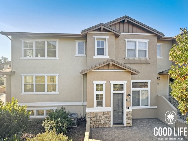 Building Photo - Elegant 3BR Residence in Exclusive Gated Community w/ AC & Garage!