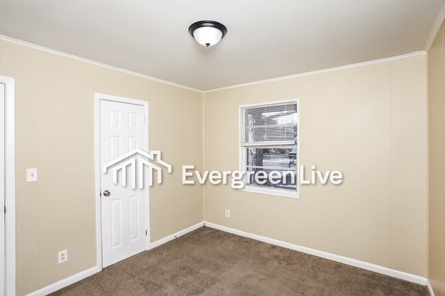 Photo - 431 Hudson Ave