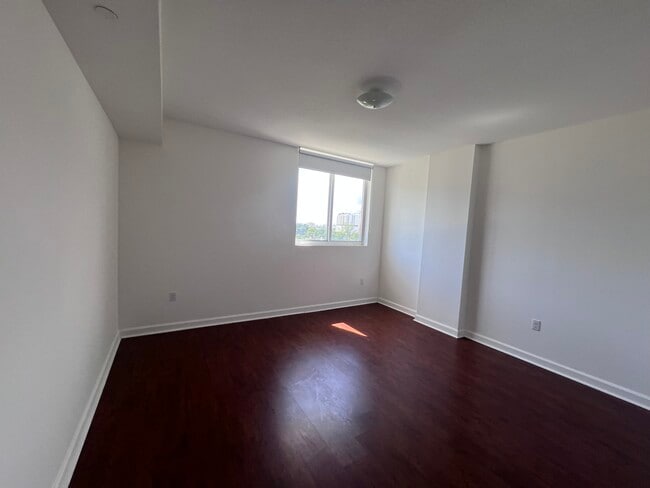 241 NE 27th St Unit A1