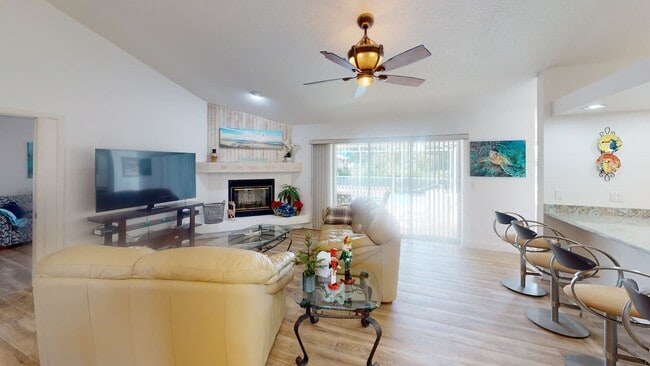 Photo - 405 Bayside Ln