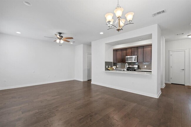 Photo - 8940 Parker Ranch Cir Unidad B
