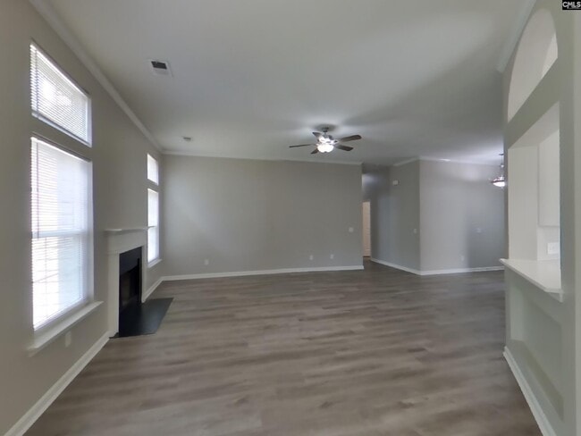 409 Baneberry Ln