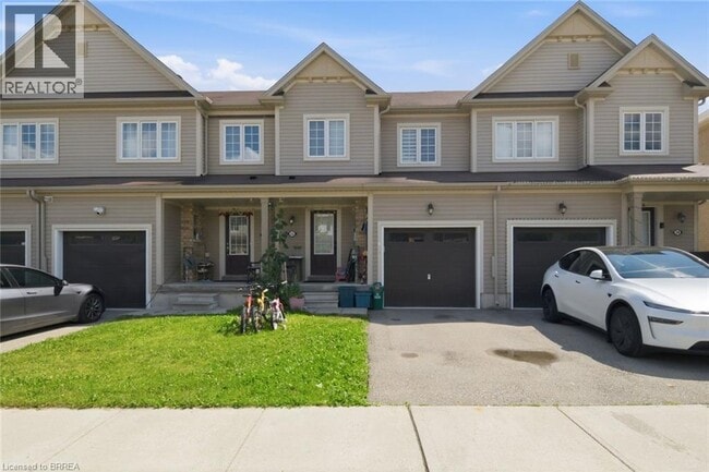 Photo - 32 Cole Cres