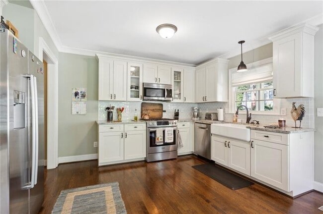 Photo - 253 N Forest Ave NE