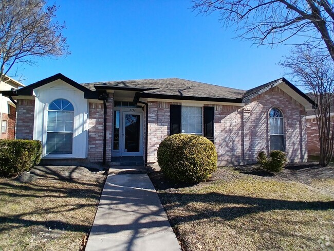 Building Photo - 2736 Bent Brook Dr Rental