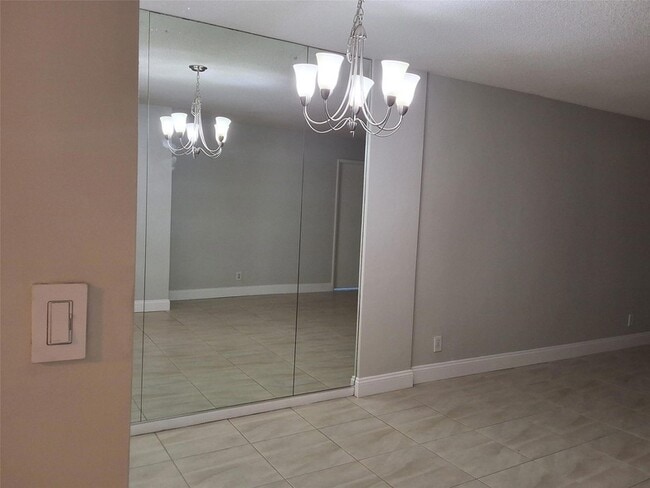 Photo - 4500 N Federal Hwy Unidad 121C