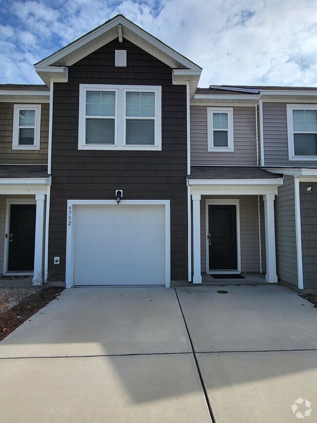 Building Photo - Modern Comfort in Ladson's Premier Community! Rental