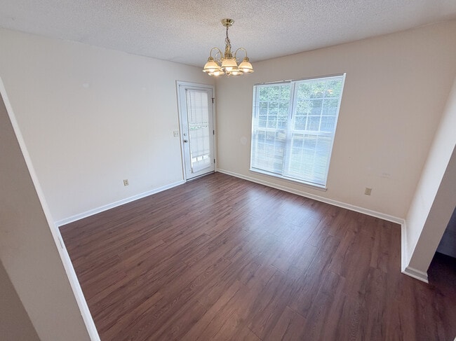 Photo - 314 Mobley Dr