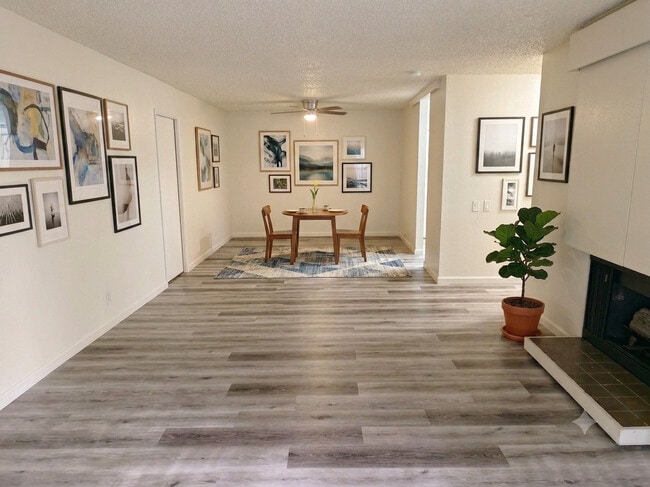 Photo - Governor's Square Apartments