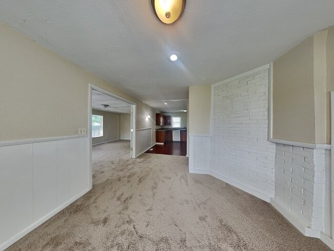 Photo - 1128 W North St