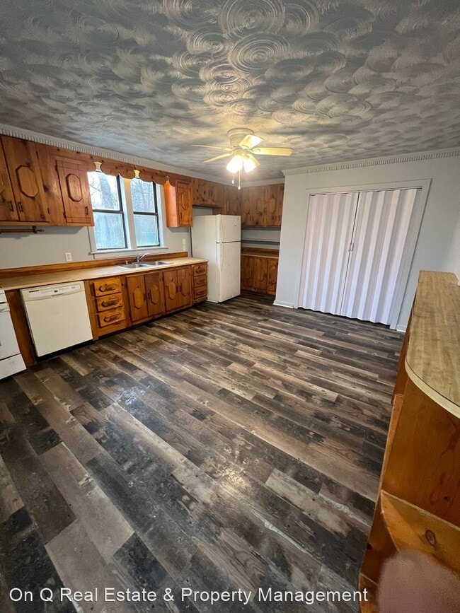 Photo - 2 br, 1 bath House - 1903 Arch Street