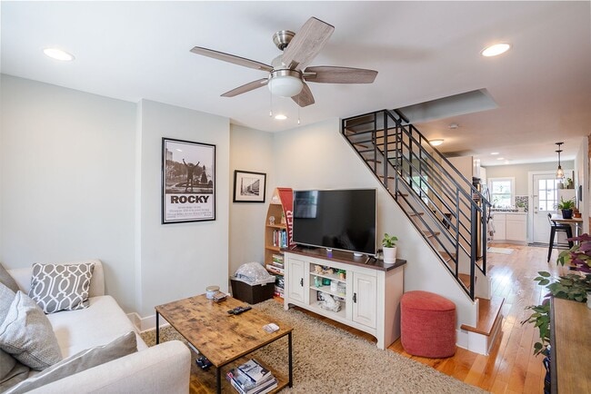Building Photo - Charming Two Bedroom in Fishtown