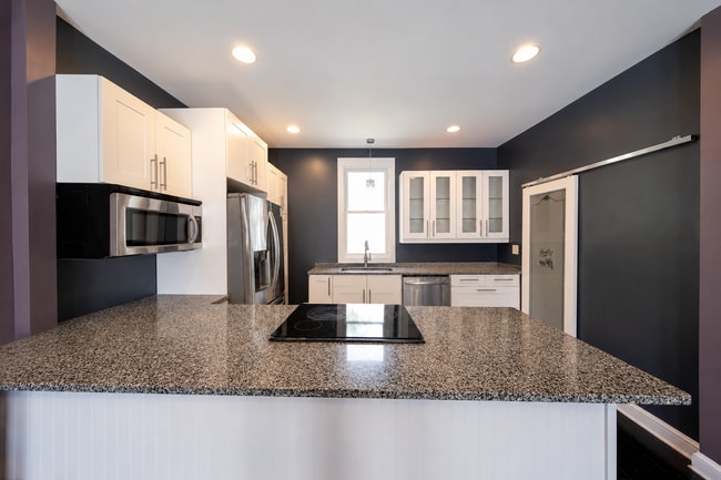 Photo - 1414 Xerxes Ave N