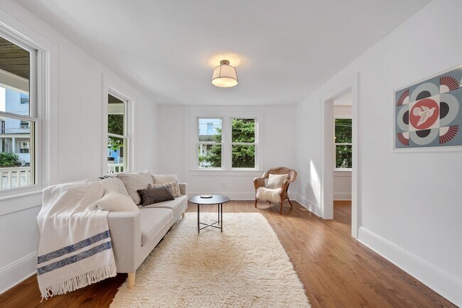 Photo - 1 Pleasant St