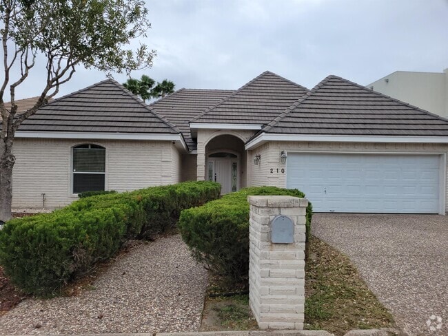 Building Photo - 210 Rio Grande Dr Rental
