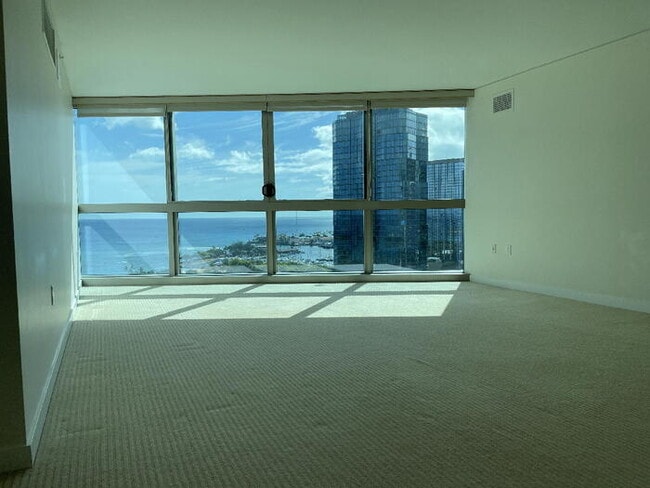 Building Photo - To register for the showing time below, no... Rental