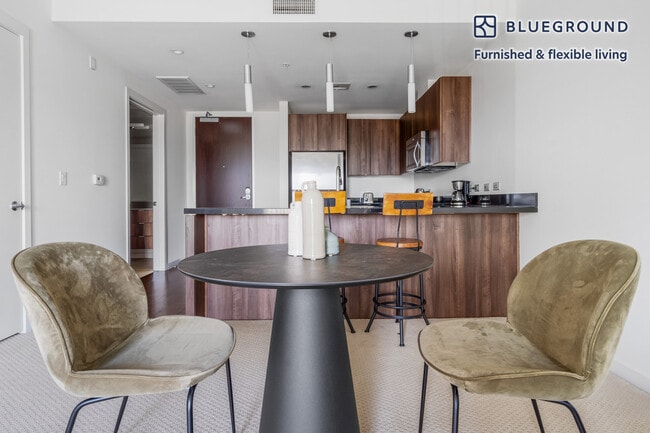 Photo - 388 Santana Row Unit FL4-ID945