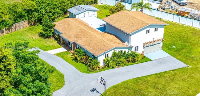 Photo - 19450 SW 125th Ave