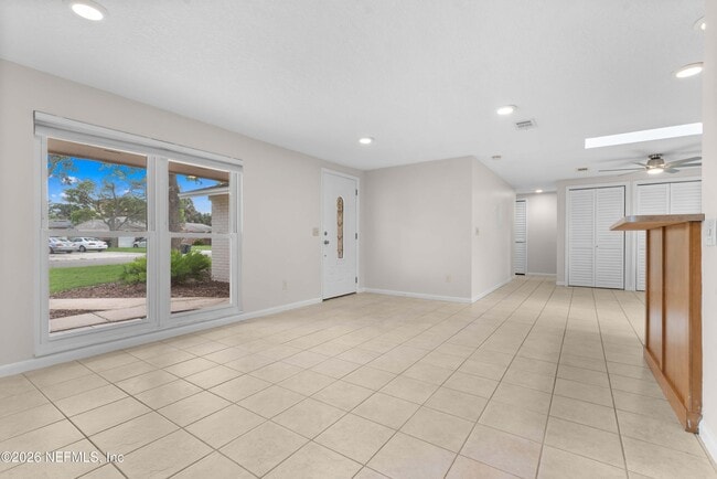 Photo - 250 Nautical Blvd S