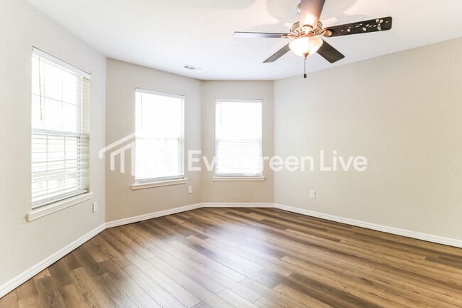 Photo - 9 Ormskirk Ln