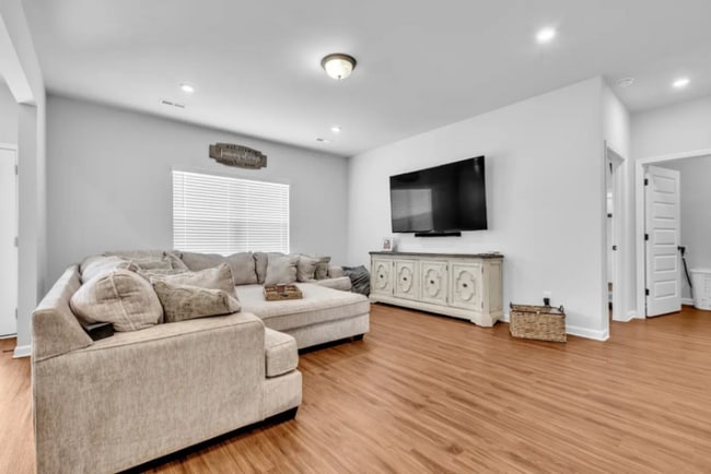 Photo - 13905 Hickory Brk Rd