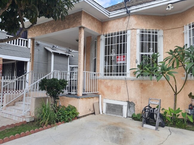 Photo - 4226 Wall St Unit 4226