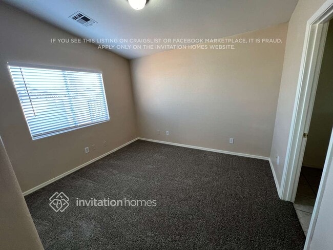 Photo - 5703 N 67th Dr