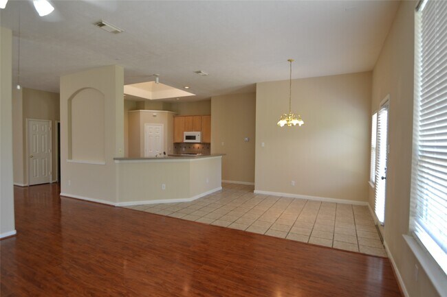 Building Photo - 6011 Stevens Creek Ct