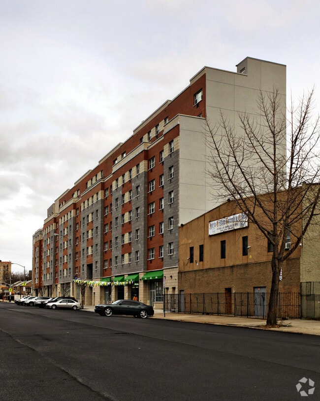 Photo - Louis Nine Boulevard Apartments