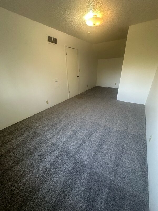 Photo - 4804 S Union St