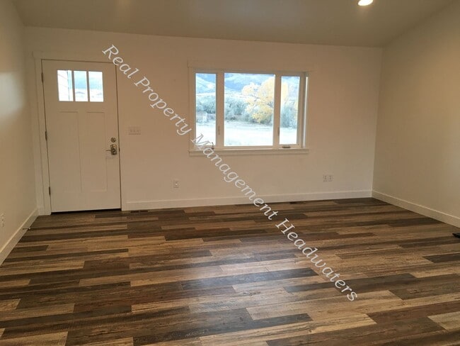 Photo - 3 Bedroom 2 Bath House For Rent